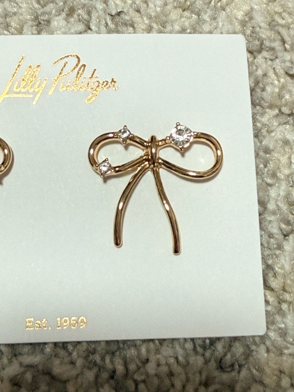 NWT Lilly Pulitzer Tis the Season Gold Bow Earrings with Clear Crystal Accents - Picture 6 of 8